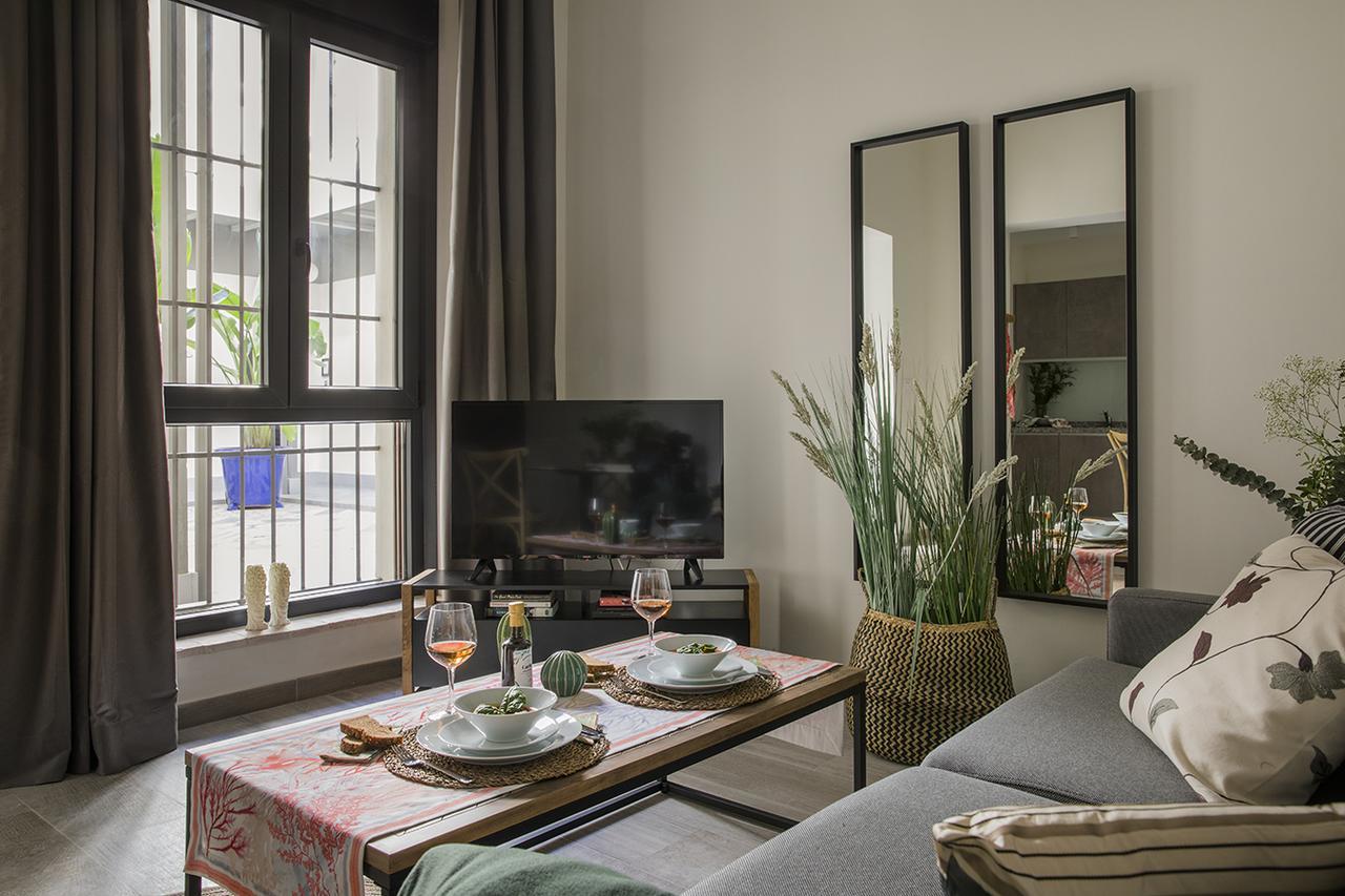 Matahacas Pool & Luxury Apartment เซบีญา ภายนอก รูปภาพ